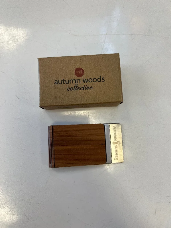 Expandable packing cubes sets in various sizes for organized suitcase packingAutumn Woods Money Clip (Wood)