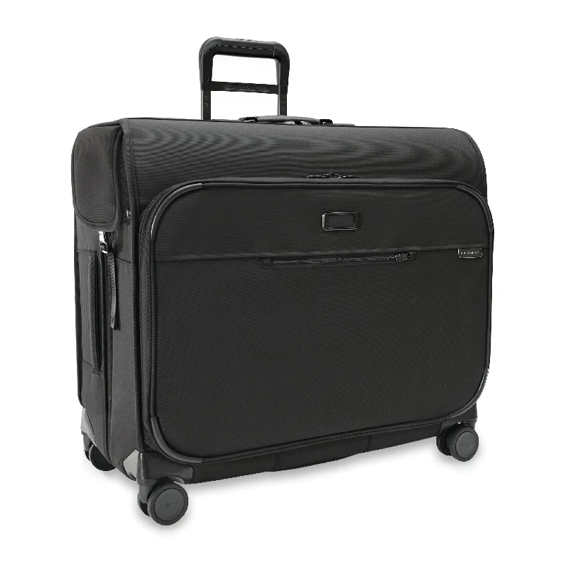 Briggs & Riley Baseline Collection Deluxe Wardrobe Softside Spinner Hangable Garment Bag- BLU177SP Briggs & Riley Baseline Collection Deluxe Wardrobe Softside Spinner Hangable Garment Bag- BLU177SP