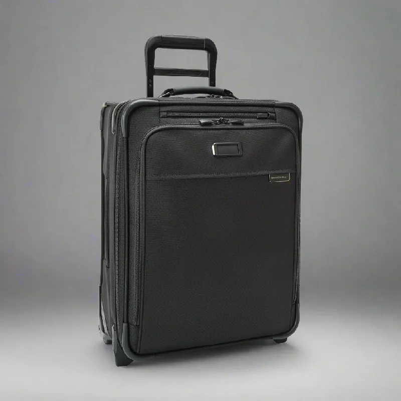 Briggs & Riley Baseline 21” Global 2-Wheel Softsided Carry-On with Suiter- BLU121CXW Briggs & Riley Baseline 21” Global 2-Wheel Softsided Carry-On with Suiter- BLU121CXW