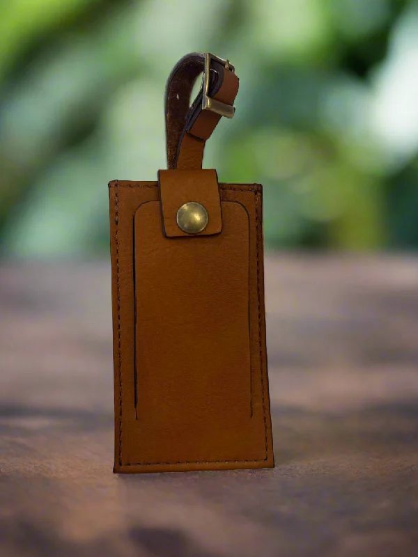 Luggage scales with digital display for accurate weight measurement at homeLeather Luggage Tag