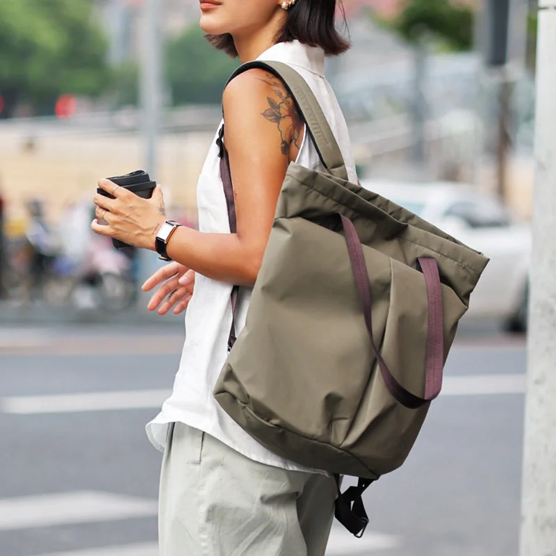 Geometric - Printed Tote Bag in Multicolor for a Contemporary and Trendy OutfitLaneway Totepack - SeaKelp Green Geometric - Printed Tote Bag in Multicolor for a Contemporary and Trendy OutfitLaneway Totepack - SeaKelp Green