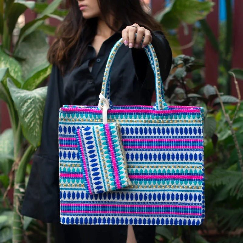 Geometric - Printed Tote Bag in Multicolor for a Contemporary and Trendy OutfitMulticoloured Box Style Tote Bag With A Pouch Geometric - Printed Tote Bag in Multicolor for a Contemporary and Trendy OutfitMulticoloured Box Style Tote Bag With A Pouch