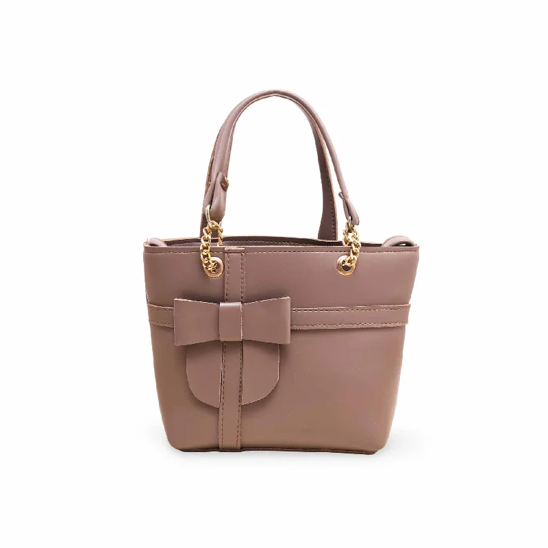 Metallic Shoulder Bag in Gold for Special OccasionsBeige Formal Shoulder Bag P56120 Metallic Shoulder Bag in Gold for Special OccasionsBeige Formal Shoulder Bag P56120