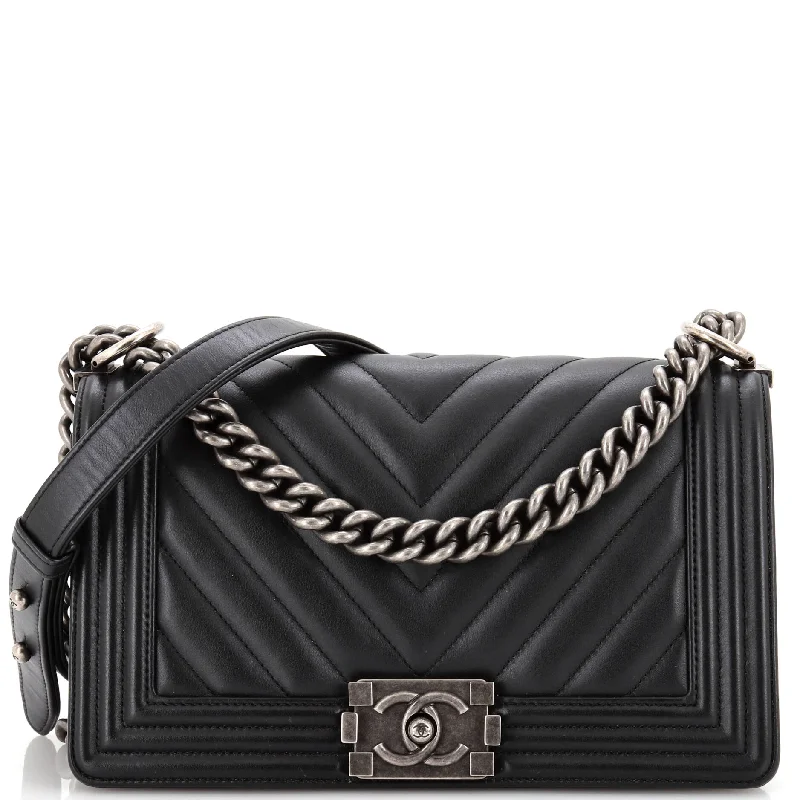 Shoulder Bag with Geometric Pattern in Multicolor for a Contemporary StyleBoy Flap Bag Chevron Calfskin Old Medium Shoulder Bag with Geometric Pattern in Multicolor for a Contemporary StyleBoy Flap Bag Chevron Calfskin Old Medium