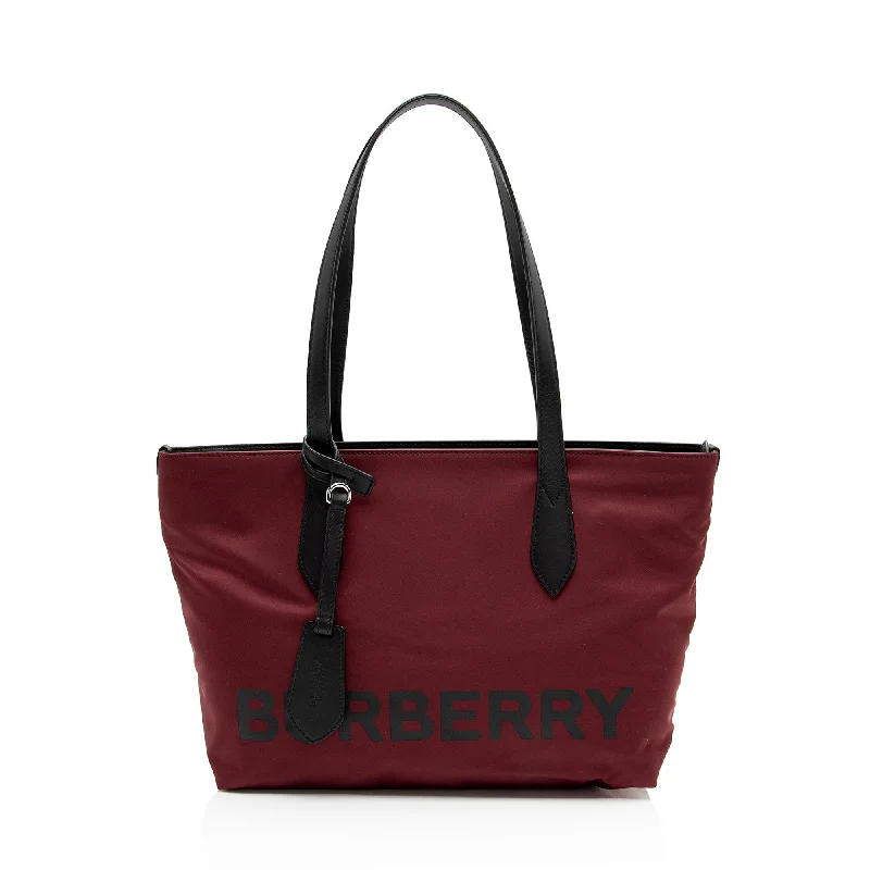 Women's Tote Bag with Inner Compartments in Gray for Organizing Everyday EssentialsBurberry Nylon Logo Ardwell Small Tote Women's Tote Bag with Inner Compartments in Gray for Organizing Everyday EssentialsBurberry Nylon Logo Ardwell Small Tote