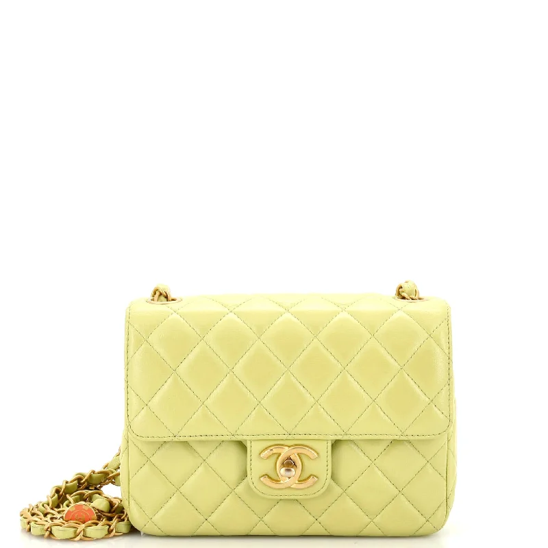 Shoulder Bag with Chain Strap in Silver for a Trendy AppearanceCasino Royale Charms Square Flap Bag Quilted Lambskin with Enamel Small Shoulder Bag with Chain Strap in Silver for a Trendy AppearanceCasino Royale Charms Square Flap Bag Quilted Lambskin with Enamel Small