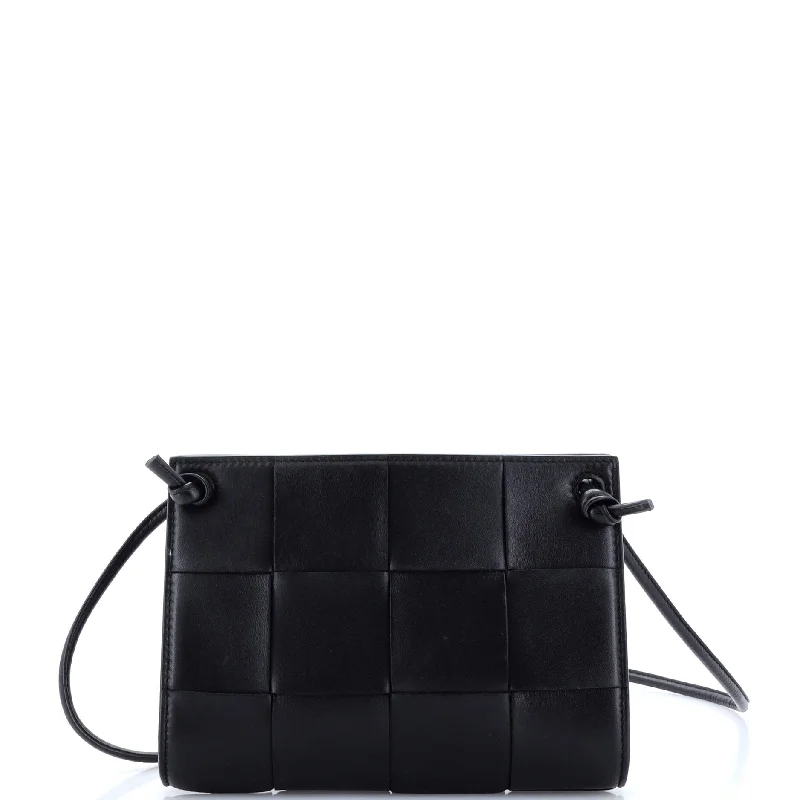 Shoulder Bag with Chain Strap in Silver for a Trendy AppearanceCassette Shoulder Bag Maxi Intrecciato Leather Mini Shoulder Bag with Chain Strap in Silver for a Trendy AppearanceCassette Shoulder Bag Maxi Intrecciato Leather Mini