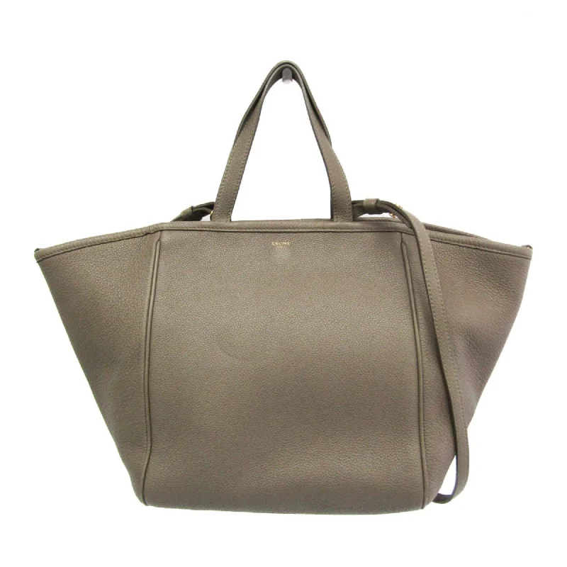 Pvc Shoulder Bag in Clear with Glitter for a Fun and Modern LookCéline Cabas Leather Shoulder Bag (Pre-Owned) Pvc Shoulder Bag in Clear with Glitter for a Fun and Modern LookCéline Cabas Leather Shoulder Bag (Pre-Owned)