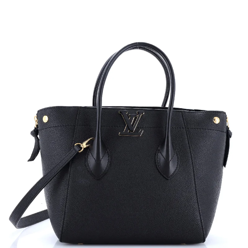Metallic Shoulder Bag in Gold for Special OccasionsFreedom Handbag Calfskin