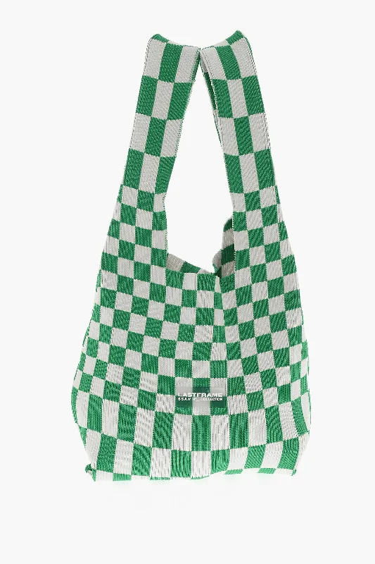 Geometric - Printed Tote Bag in Multicolor for a Contemporary and Trendy OutfitLast Frame Two-Tone Checked Knitted Tote Bag Geometric - Printed Tote Bag in Multicolor for a Contemporary and Trendy OutfitLast Frame Two-Tone Checked Knitted Tote Bag
