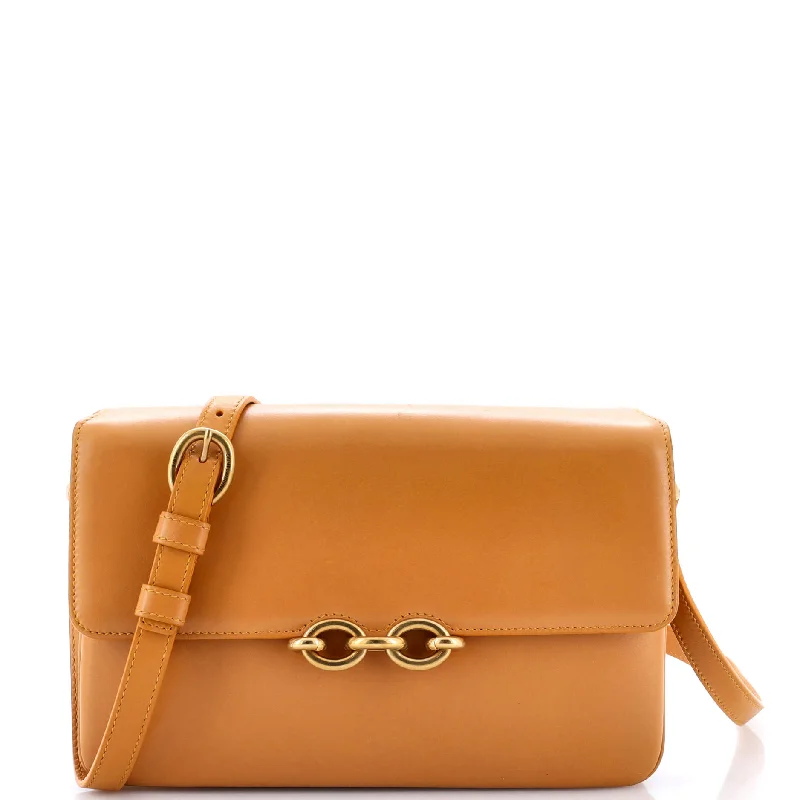 Le Maillon Shoulder Bag Leather Medium