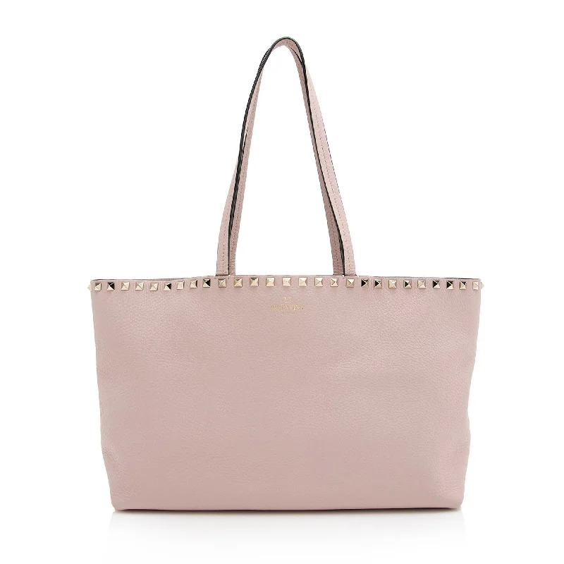 Quilted Tote Bag in Cream with Silver Hardware for a Classic and Sophisticated StyleValentino Grained Leather Rockstud Small Shopper Tote Quilted Tote Bag in Cream with Silver Hardware for a Classic and Sophisticated StyleValentino Grained Leather Rockstud Small Shopper Tote