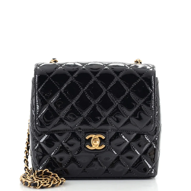 Crossbody Shoulder Bag in Black Leather with Gold Hardware for Night OutsVery Square Flap Bag Quilted Patent Small Crossbody Shoulder Bag in Black Leather with Gold Hardware for Night OutsVery Square Flap Bag Quilted Patent Small