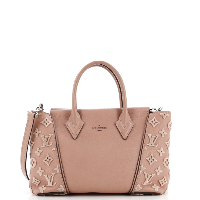 Geometric - Printed Tote Bag in Multicolor for a Contemporary and Trendy OutfitW Tote Veau Cachemire Calfskin BB Geometric - Printed Tote Bag in Multicolor for a Contemporary and Trendy OutfitW Tote Veau Cachemire Calfskin BB